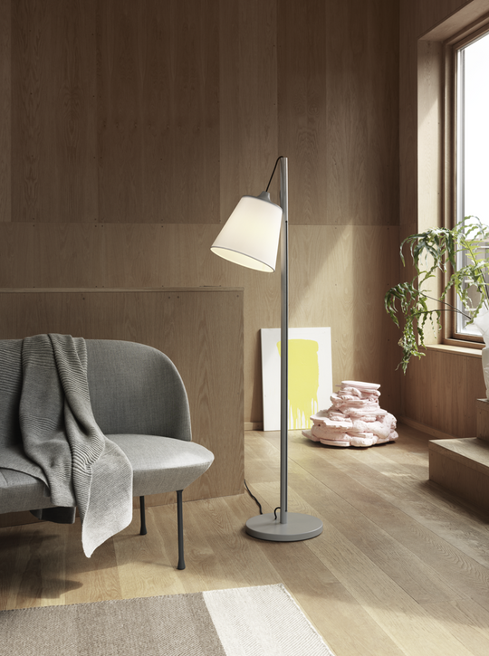 Muuto Pull gulvlampe-Gulvlamper-MUUTO-Grå-MUO__12045-Lightup.no