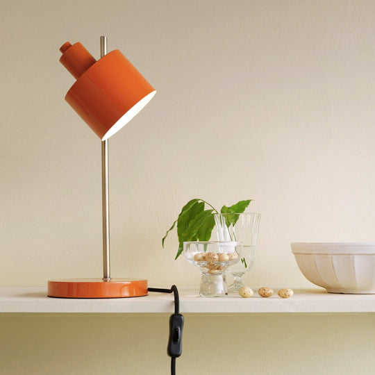 Ocean bordlampe - Oransje/Messingfarget-Bordlamper-Dyberg Larsen-Messing / Orange-DL-7117-Lightup.no