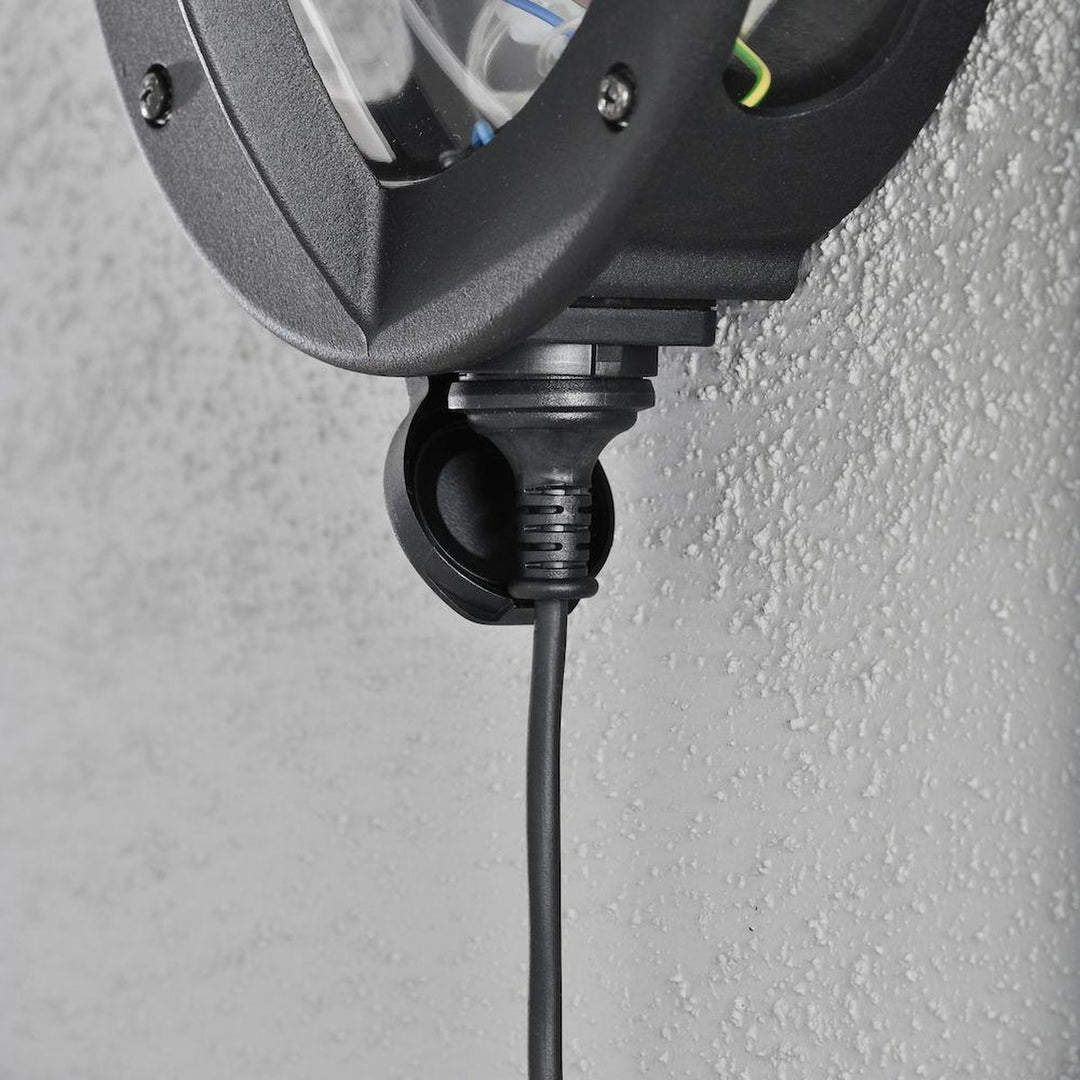 Oden vegglampe utendørs IP23 m/stikkontakt - Svart/klart glass-Utebelysning vegg veggskjold-Konstsmide-Svart / Klar-516-750-Lightup.no