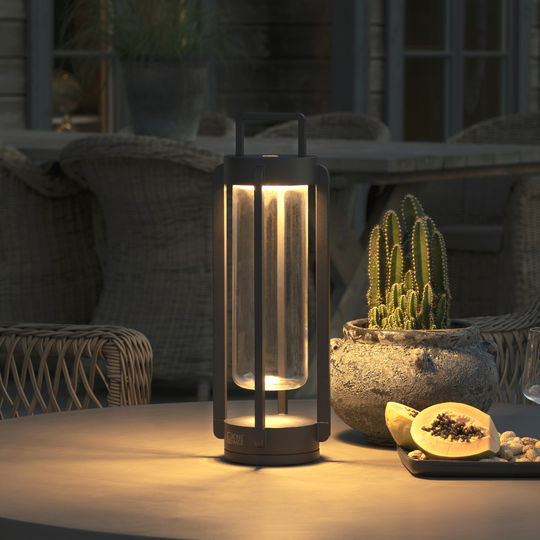 Otranto lanterne bord/gulv 44 cm IP54 oppladbar USB - Svart-Utebelysning Hagebelysning-Konstsmide-Svart-7823-750-Lightup.no