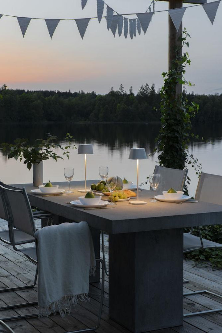 Positano bordlampe oppladbar utendørs IP54 - Hvit-Utebelysning Hagebelysning-Konstsmide-Hvit-7813-250-Lightup.no