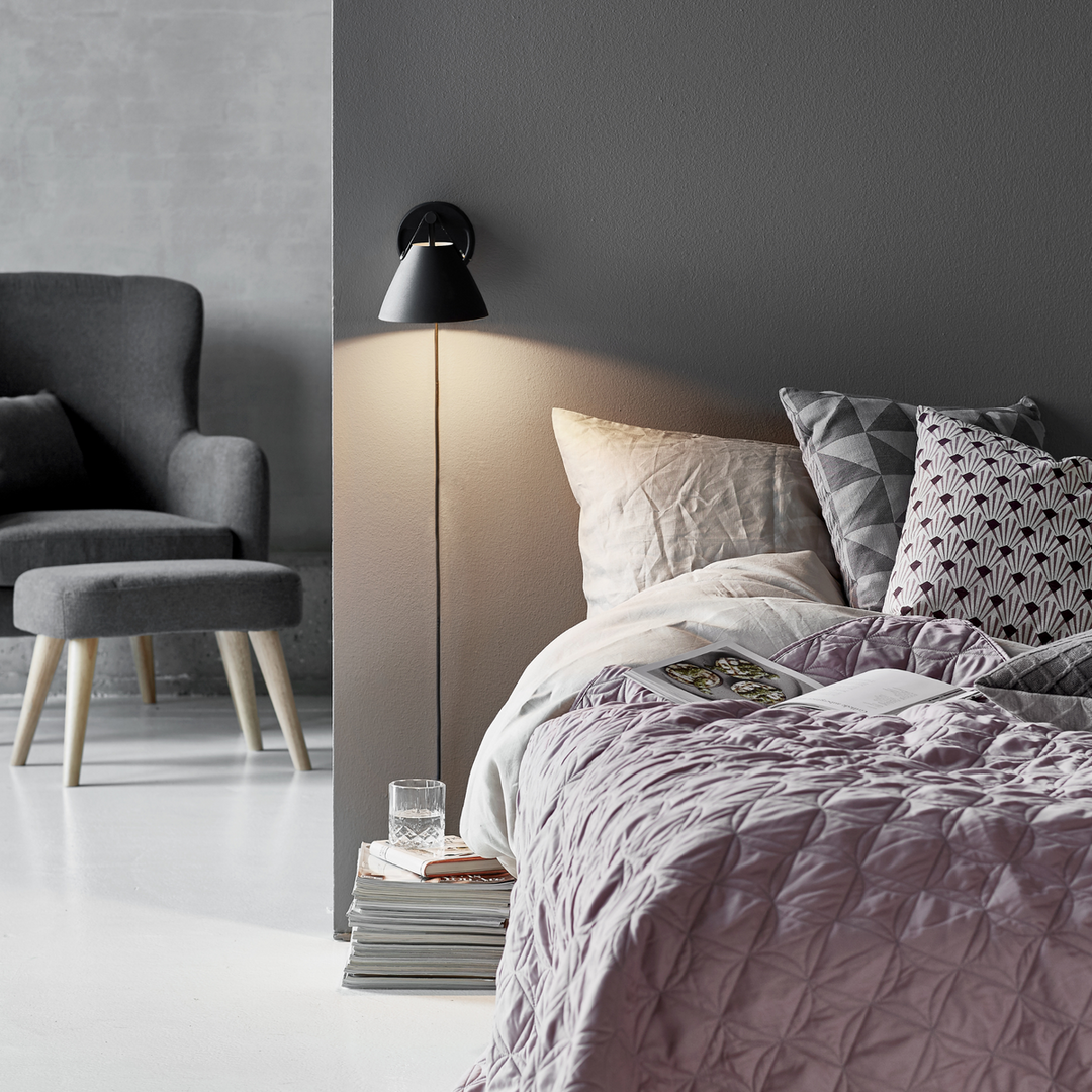 Strap vegglampe - Svart-Vegglamper-DFTP-Svart-84291003-Lightup.no