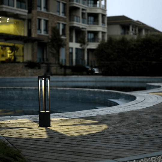 Theia pullert 65 cm utendørs 7W - Antrasitt-Utebelysning pullert-Norlux-Antrasitt-8453-2-44-5-Lightup.no