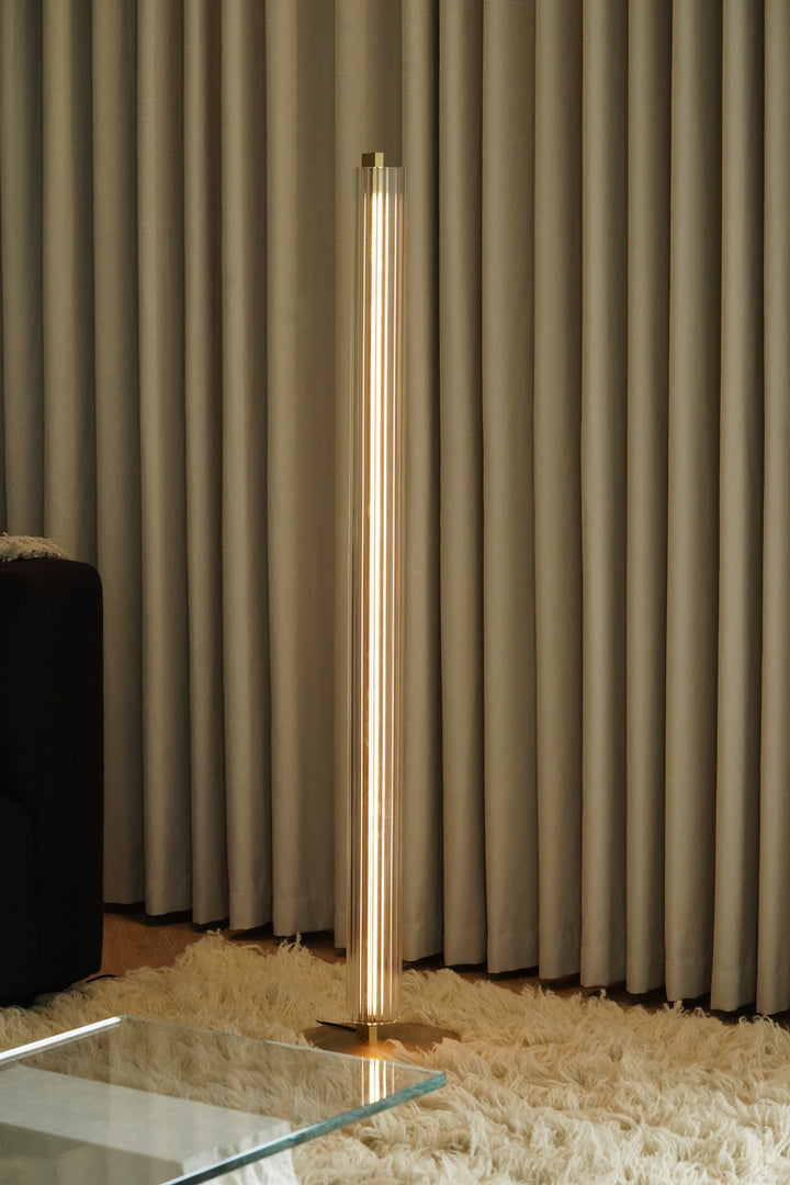 Lirra gulvlampe 127 cm 2700 Kelvin 26W - Dimbar