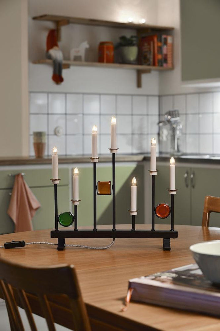Adventsstake 7 armet med dekor - Svart-Julebelysning adventsstake-Konstsmide-Svart-2494-710TR-Lightup.no