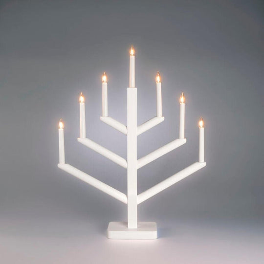 Adventsstake 7 lys i tre – 61,7 cm-Julebelysning adventsstake-Konstsmide-Matt hvit-2505-210-Lightup.no