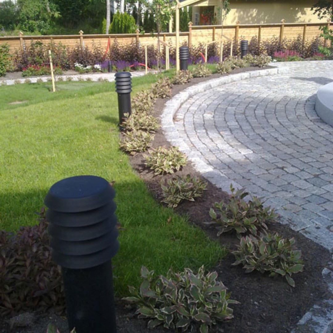 Alta pullert 1477-Utebelysning pullert-Norlys-Svart-3185433-Lightup.no