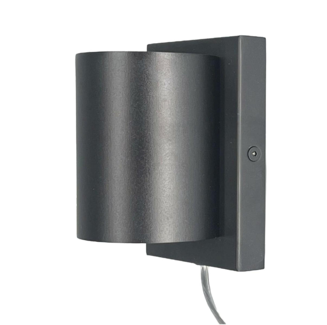 Argo K1 vegglampe ned lys-Vegglamper-NorDesign-Svart-60110105-Lightup.no
