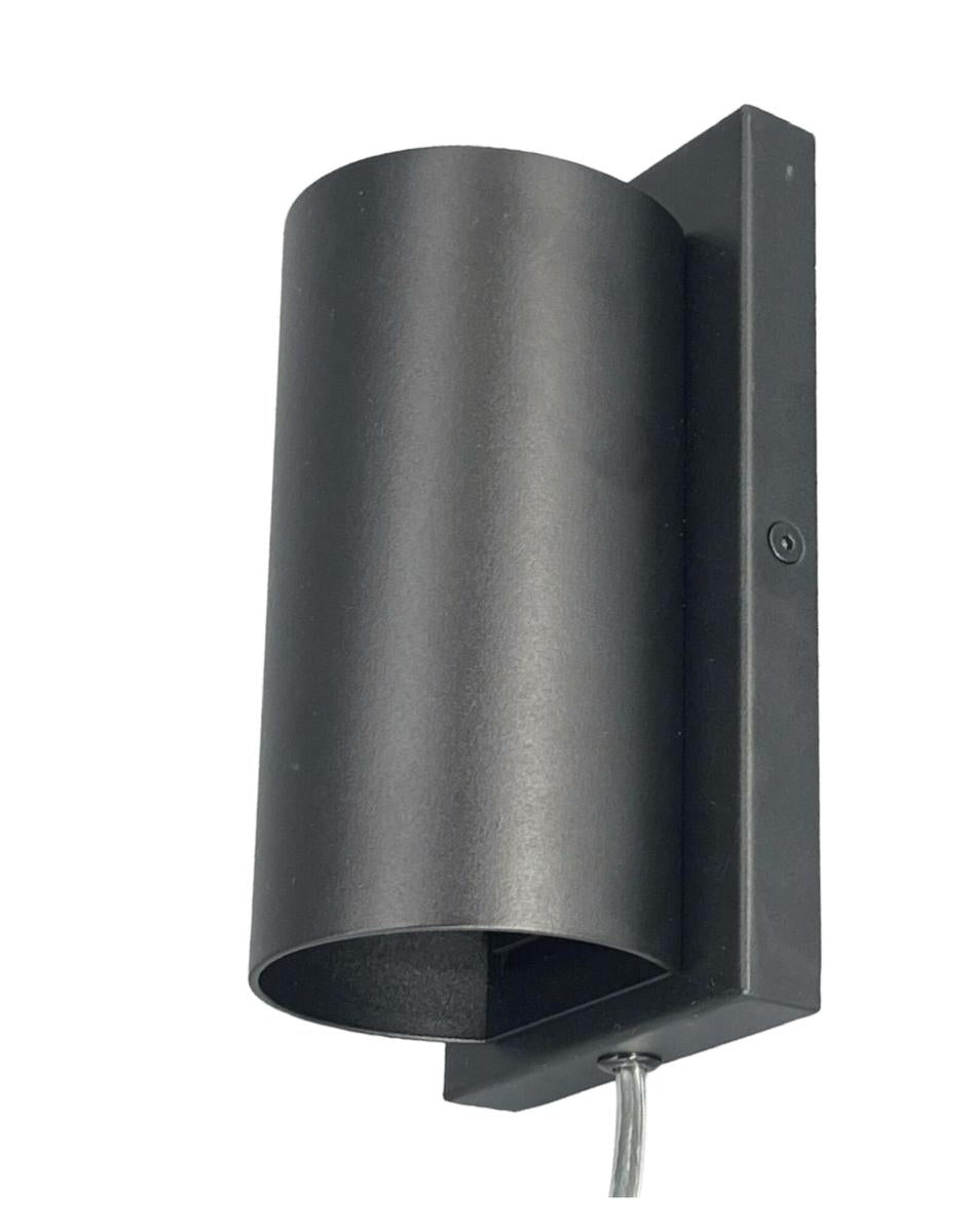 Argo K2 vegglampe opp/ned lys-Vegglamper-NorDesign-Svart-60110205-Lightup.no