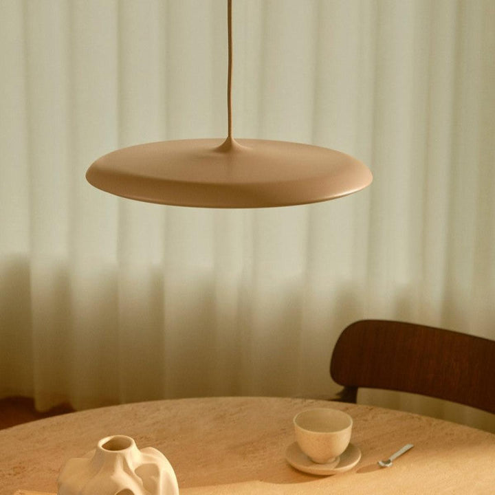 Artist 25 takpendel 25W 3000 Kelvin - Dimbar-Takpendler-DFTP-Beige-2420203009-Lightup.no