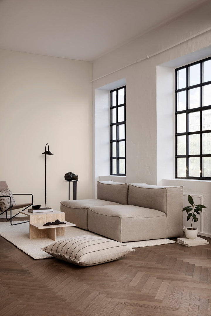 Arum vegglampe lang swing - svart-Vegglamper-Ferm Living-Svart-Feg__1104266355-Lightup.no