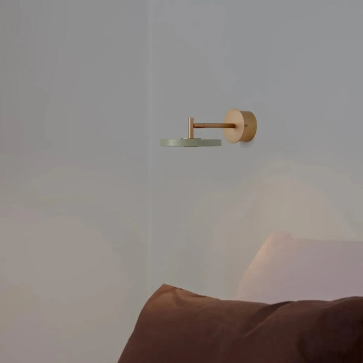 Asteria vegglampe kort til skjult anlegg-Vegglamper-Umage-Nuance mist / messing-2276C4264-Lightup.no