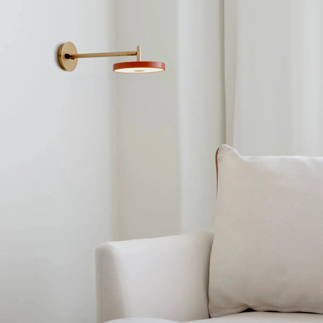 Asteria vegglampe lang til skjult anlegg-Vegglamper-Umage-Perle hvit / messing-2281C4264-Lightup.no