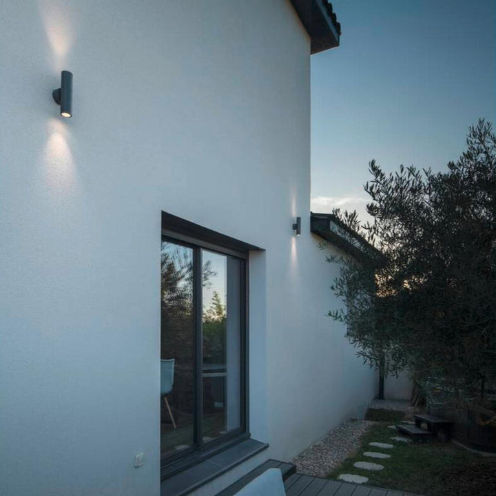 Astina vegglampe utendørs opp/ned IP44-Utebelysning vegg opp og ned-Slv-Aluminium-slv-228776-Lightup.no