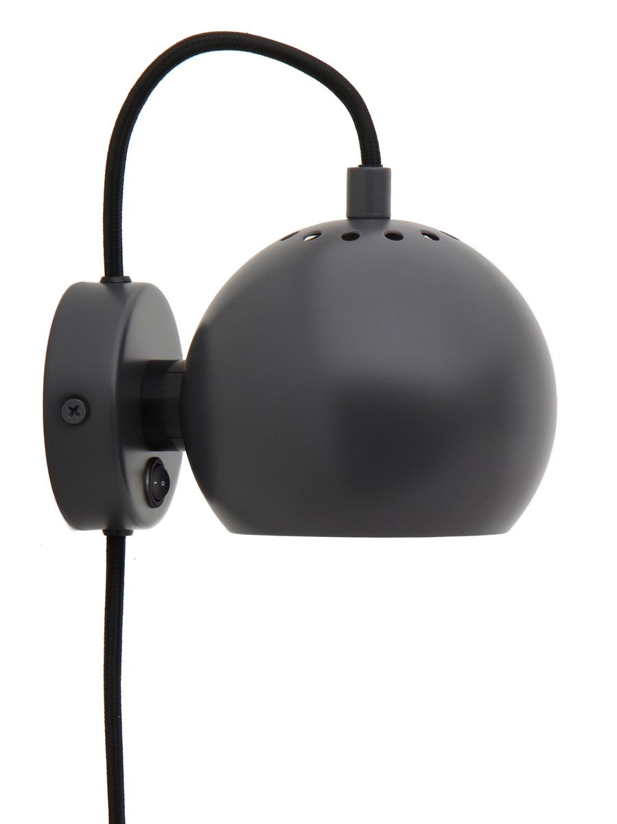 Ball vegglampe Ø12 cm-Vegglamper-Frandsen-Glossy beige-123397-Lightup.no