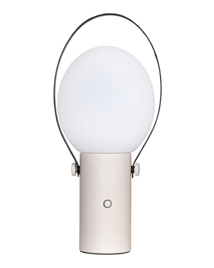 Bari bordlampe oppladbar - Sandbeige-Bordlamper-By Rydens-Brs-4002640-5504-Lightup.no