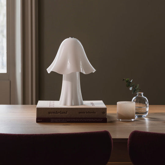 Bello bordlampe-Bordlamper-Globen Lighting-Hvit-610308-Lightup.no