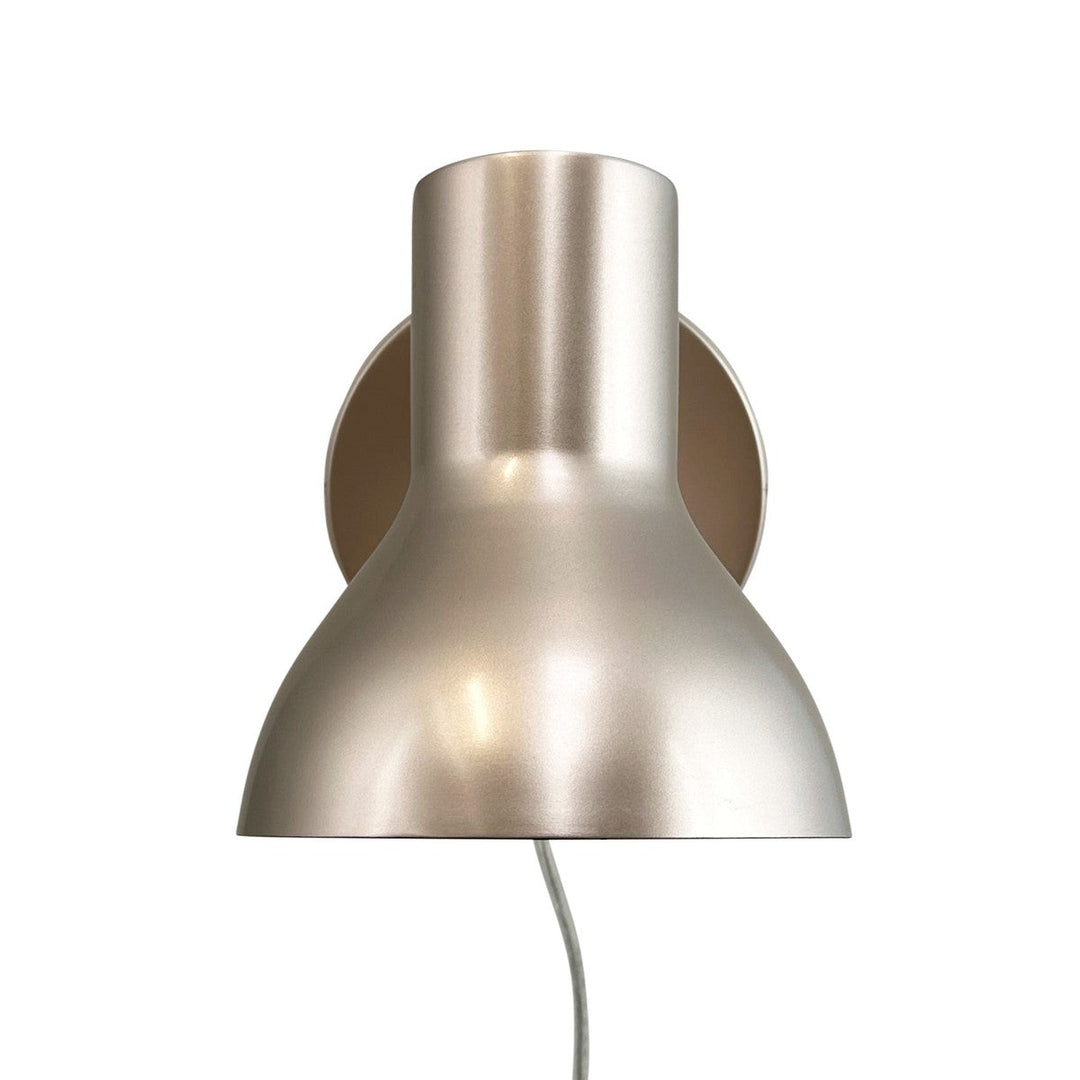 Bob vegglampe-Vegglamper-Dyberg Larsen-Metall beige-DL-7145-Lightup.no