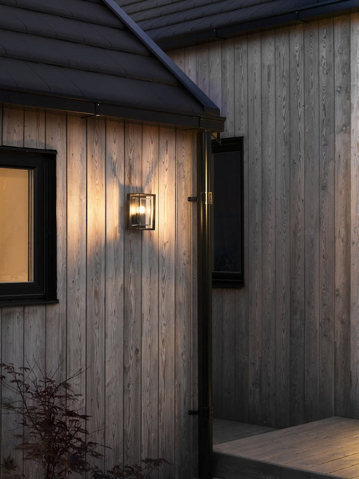 Brindisi mini vegglampe utendørs IP54 E27 - Svart-Utebelysning vegg veggskjold-Konstsmide-Svart-7886-750-Lightup.no
