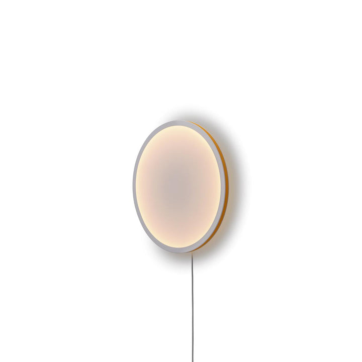 Calm Ø50 touch vegglampe-Vegglamper-MUUTO-Hvit/svart-MUO__22620-Lightup.no
