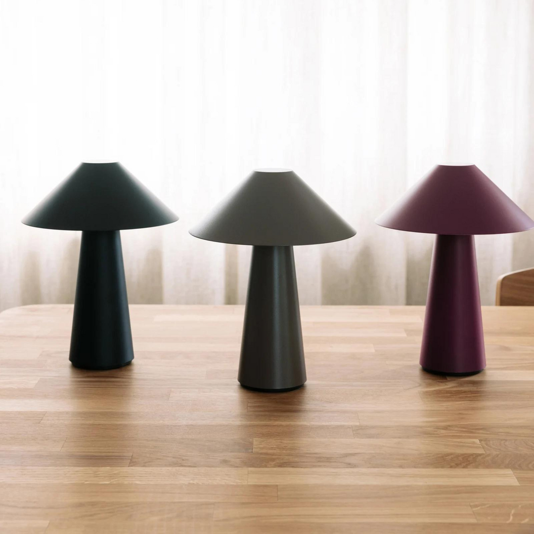 Cannes oppladbar bordlampe-Bordlamper-Globen Lighting-Burgunder-493535-Lightup.no