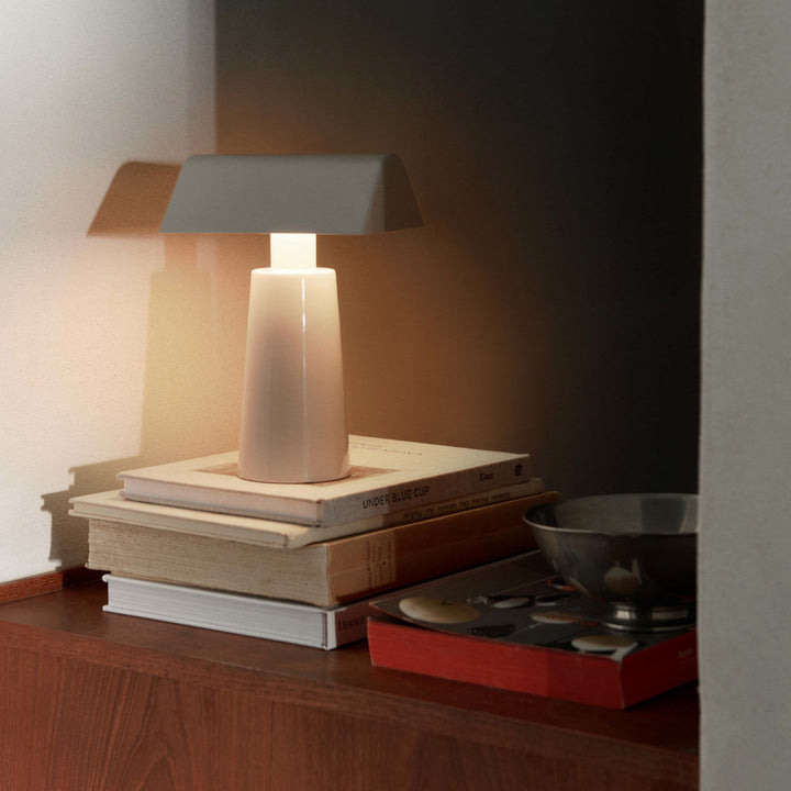 Caret bærbar bordlampe 1W 2700 Kelvin IP44 - Oppladbar-Bordlamper-&Tradition-Grønn-133166A573-Lightup.no