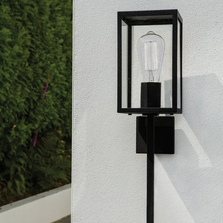 Coach 130 vegglampe utendørs IP44 E27 - Svart-Utebelysning vegg klassisk-Astro Lighting-Svart-Asg__1369006-Lightup.no