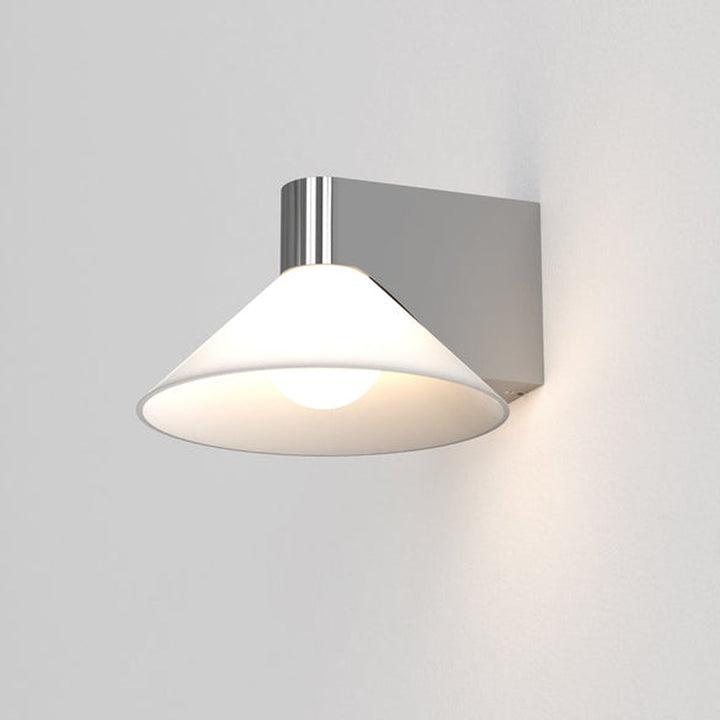 Conic vegglampe IP44-Baderomsbelysning vegglamper-Astro Lighting-Krom-Asg__1451001-Lightup.no