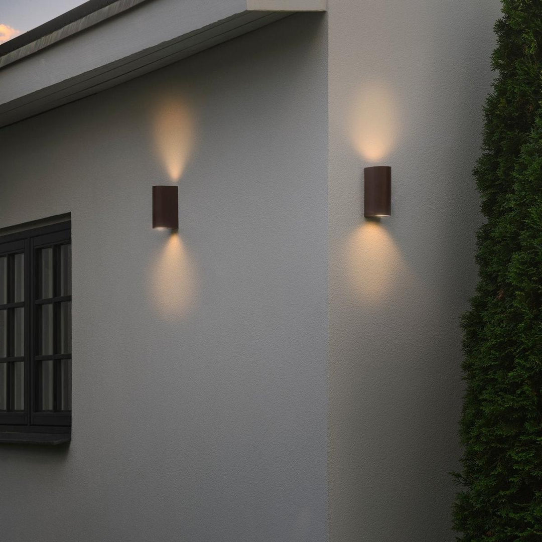 Dion dobbel vegglampe utendørs opp/ned IP44-Utebelysning vegg opp og ned-Nordlux-Svart-2518021003-Lightup.no