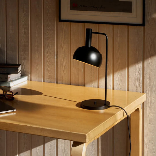FJ Elements bordlampe-Bordlamper-Louis Poulsen-Svart-LP__5744171986-Lightup.no