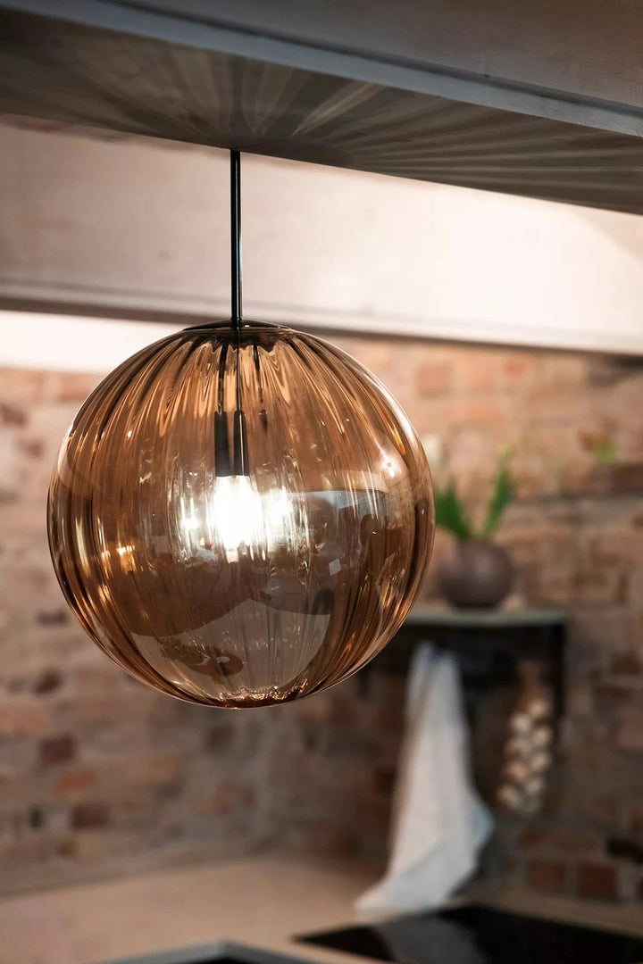 Fengari takpendel-Takpendler-Marksløjd-Amberfarget/antik messing-Mrk-108763-Lightup.no