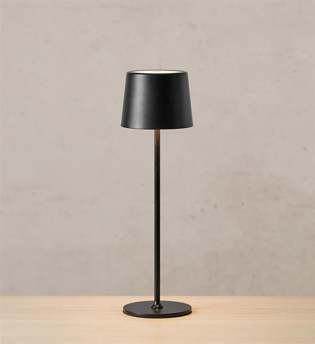 Fiore oppladbar bordlampe-Utebelysning Hagebelysning-Marksløjd-Svart-Mrk-108653-Lightup.no