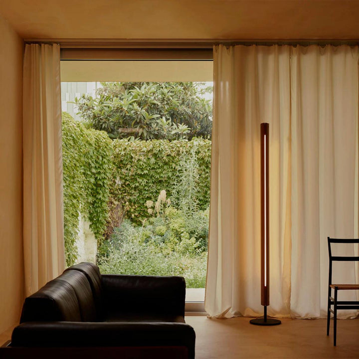 Flos Seki-Han gulvlampe-Gulvlamper-Flos-Tre/Svart-Fls__D304F01ADEAD1-Lightup.no