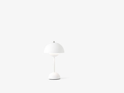 Flowerpot VP9 bærbar bordlampe-Bordlamper-&Tradition-Hvit-&Tn__20713101-Lightup.no