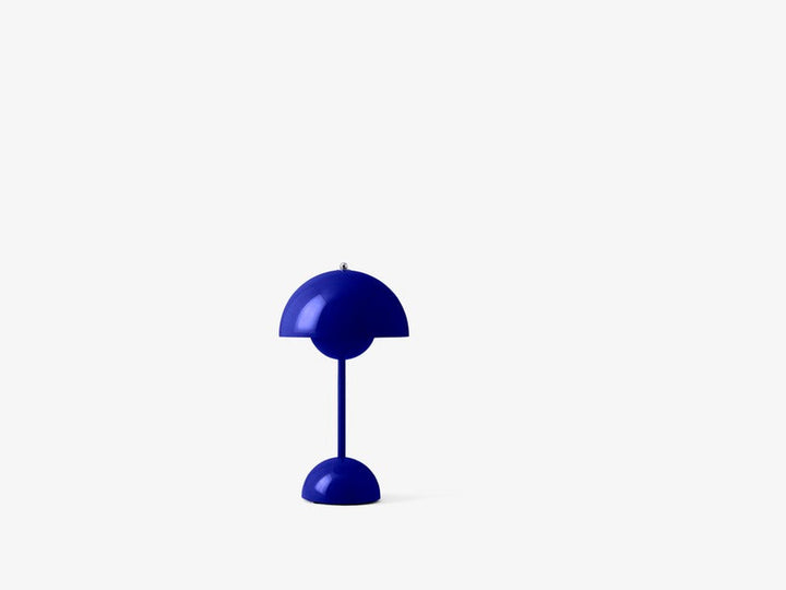 Flowerpot VP9 bærbar bordlampe-Bordlamper-&Tradition-Cobalt Blue-&Tn__20715002-Lightup.no