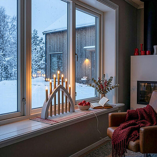 Gotland adventsstake 7-lys-Julebelysning adventsstake-Aneta Lighting-Hvit / Matt messing-27221-01-25-Lightup.no