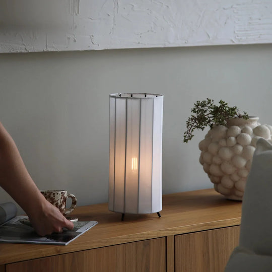 Hikari bordlampe-Bordlamper-Marksløjd-Hvit-Mrk-108958-Lightup.no