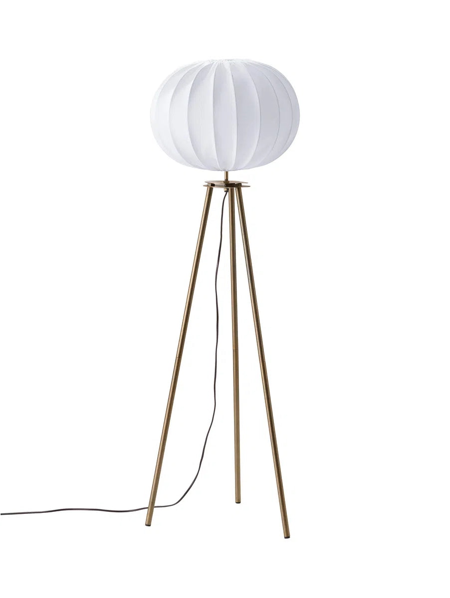 Hilma gulvlampe-Gulvlamper-Pr home of Scandinavia Ab-Hvit / Antikkmessing-4410502-FR01-Lightup.no