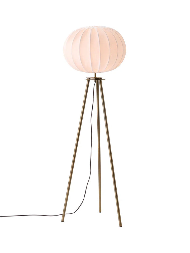 Hilma gulvlampe-Gulvlamper-Pr home of Scandinavia Ab-Hvit / Svart-4410503-FR01-Lightup.no