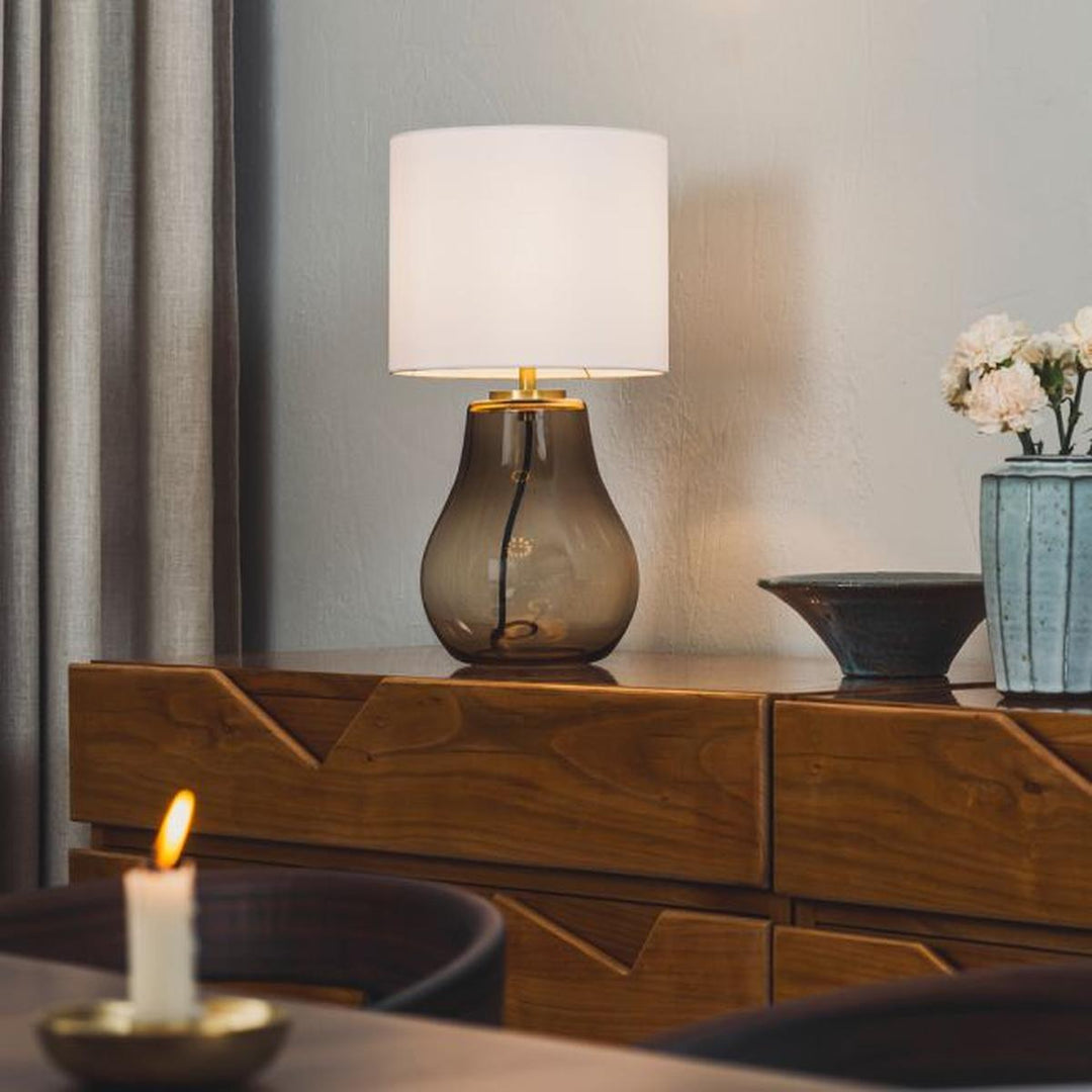 Hitra bordlampe med hvit skjerm-Bordlamper-Hadeland Glassverk-Grønn-Svart-Hak__240-200-1004-11-Lightup.no