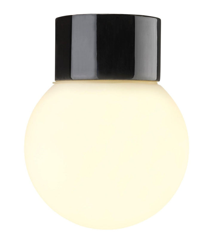 Ifø Classic Glob 150 taklampe IP54-Taklamper-Ifø Electric-Hvit / Opal glass-6040-540-10-Lightup.no