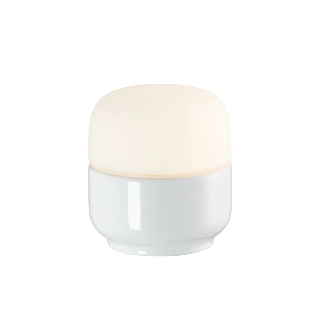 Ifø Ohm 100 / 110 vegg/tak lampe IP44 Badstu-Taklamper-Ifø Electric-Svart / Opal glass-8301-209-16-Lightup.no