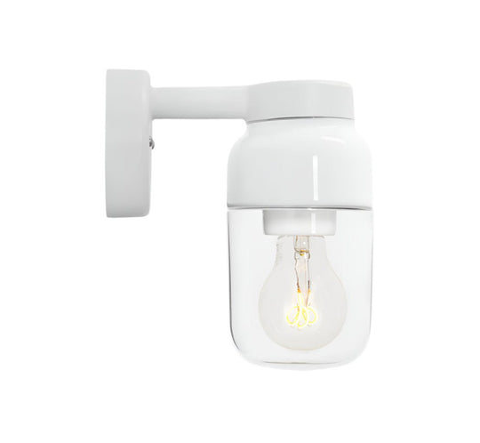 Ifø Ohm 100/210 vegglampe IP44-Baderomsbelysning vegglamper-Ifø Electric-Svart / Klar-8371-510-16-Lightup.no