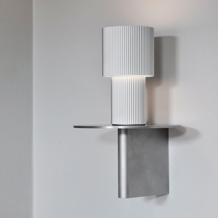 Iluma oppladbar bordlampe 3W 2700 Kelvin - Dimbar-Bordlamper-Herstal-Gullfarget-HB131100120621-Lightup.no