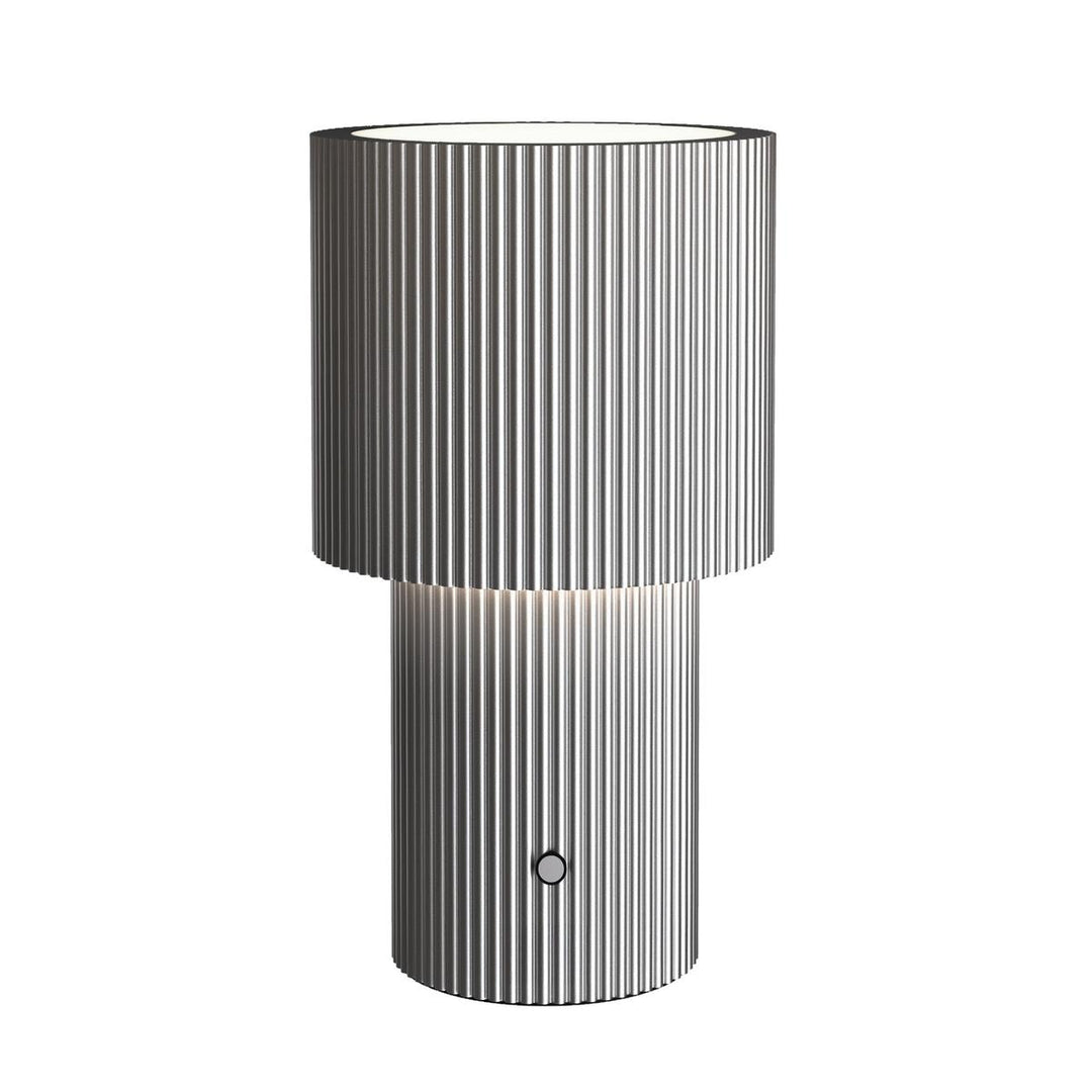 Iluma oppladbar bordlampe 3W 2700 Kelvin - Dimbar-Bordlamper-Herstal-Gullfarget-HB131100120621-Lightup.no