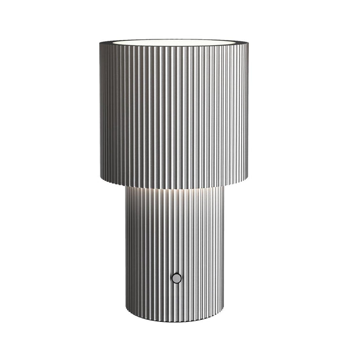 Iluma oppladbar bordlampe 3W 2700 Kelvin - Dimbar-Bordlamper-Herstal-Gullfarget-HB131100120621-Lightup.no