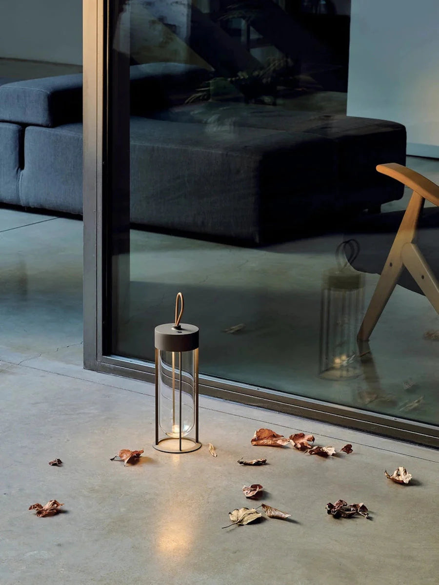 In Vitro unplugged oppladbar lampe-Bordlamper-Flos-Svart-Fls__F018E21K030-Lightup.no