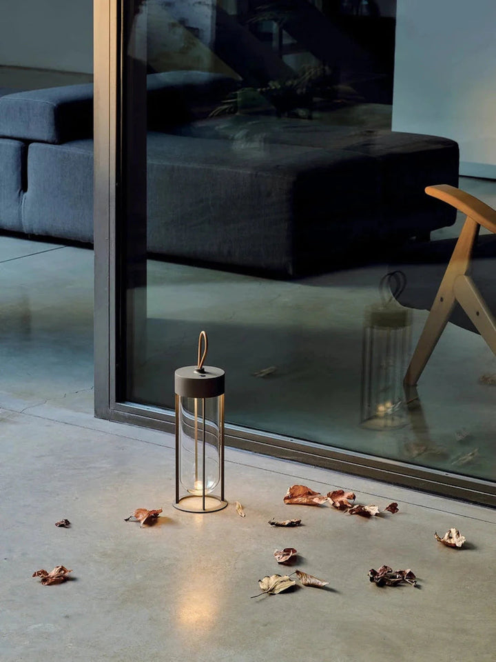 In Vitro unplugged oppladbar lampe-Bordlamper-Flos-Svart-Fls__F018E21K030-Lightup.no