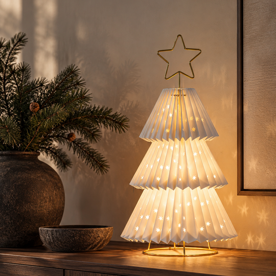 Juletre i papp med messing stjerne 36 cm-Julebelysning dekor og pynt-Konstsmide-Hvit-1858–202-Lightup.no