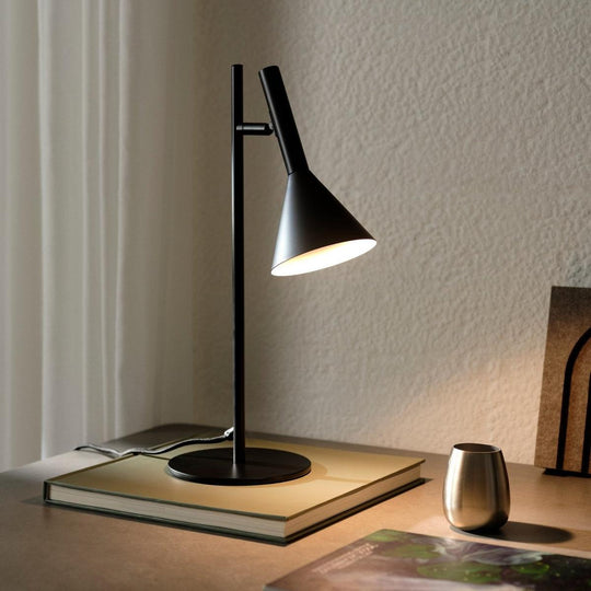 Kelvis bordlampe-Bordlamper-Nordlux-Svart-2612765003-Lightup.no